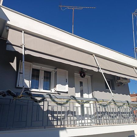 Giorgos Studio Trikala Εξωτερικό φωτογραφία