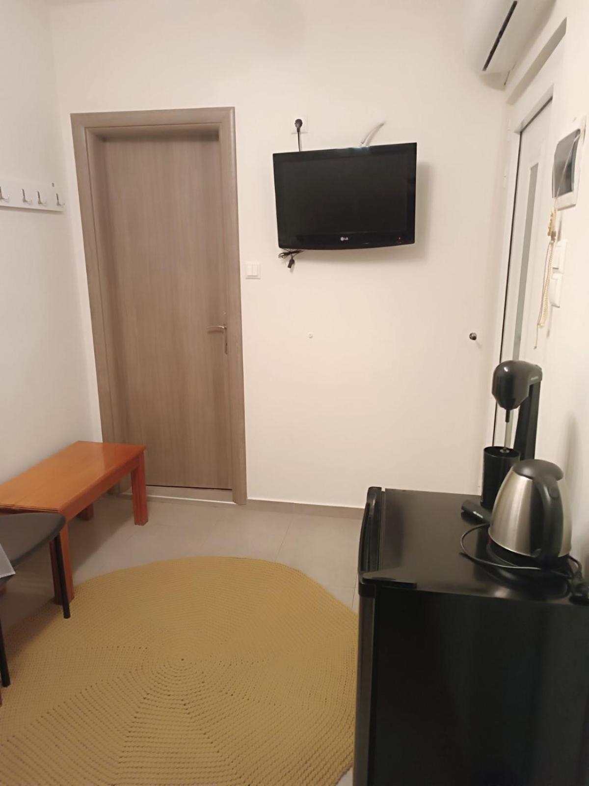 Giorgos Studio Trikala Εξωτερικό φωτογραφία